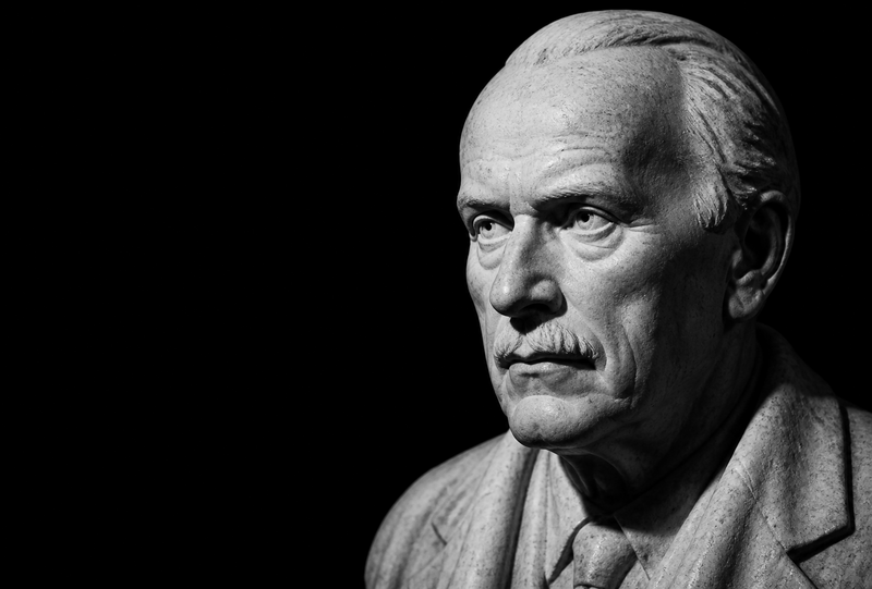Busto de Carl Gustav Jung