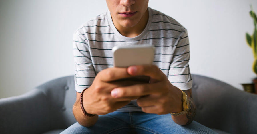 7 preguntas que debes hacerte antes de enviar esa foto sexy | Avast